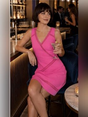 Banana Republic Hot Pink V-Neck Sleeveless Midi Dress